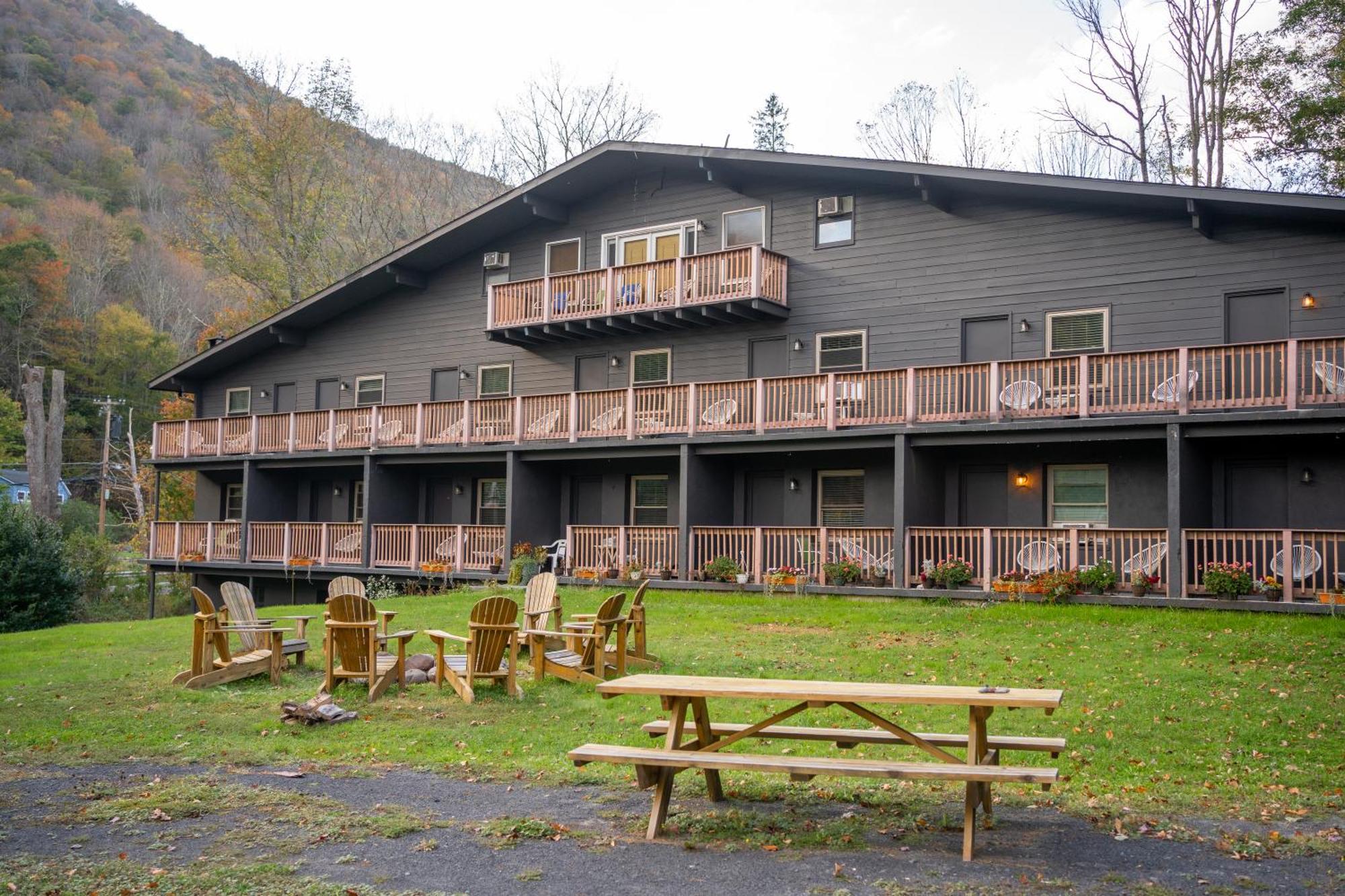 Catskill Seasons 3* Shandaken